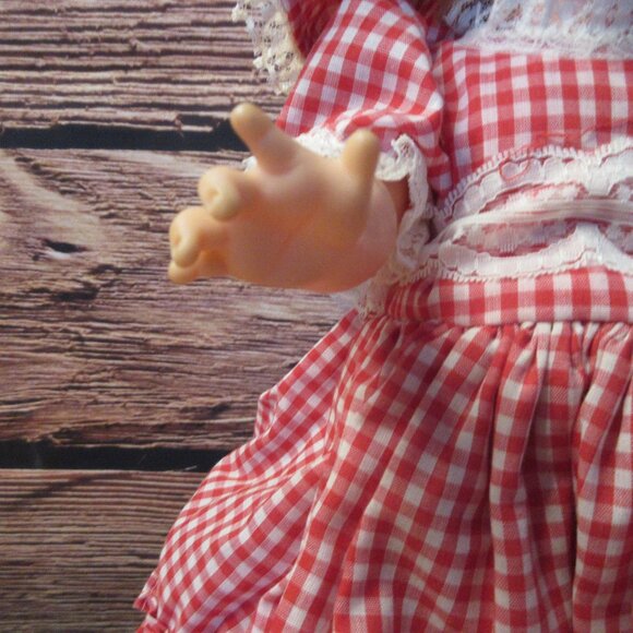 1963 - 14" Vintage Vogue Doll - Eyes Open / Close - Picture 4 of 8